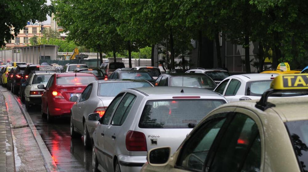 Benz jo me dominues, 41 per qind e autoveturave me te vjetra se 20 vjet